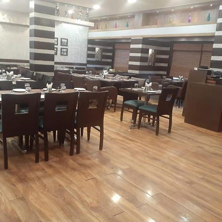 Hotel Sanobar The Midtown Mussoorie Exteriér fotografie