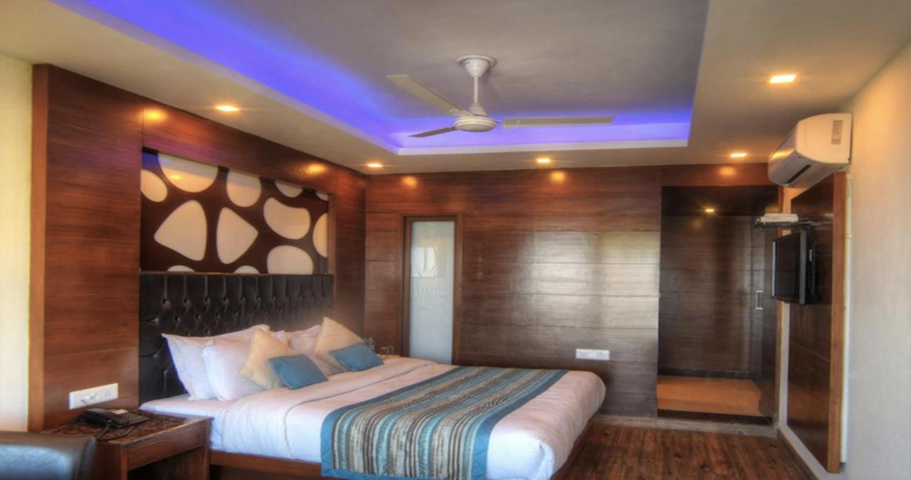 Hotel Sanobar The Midtown Mussoorie Exteriér fotografie
