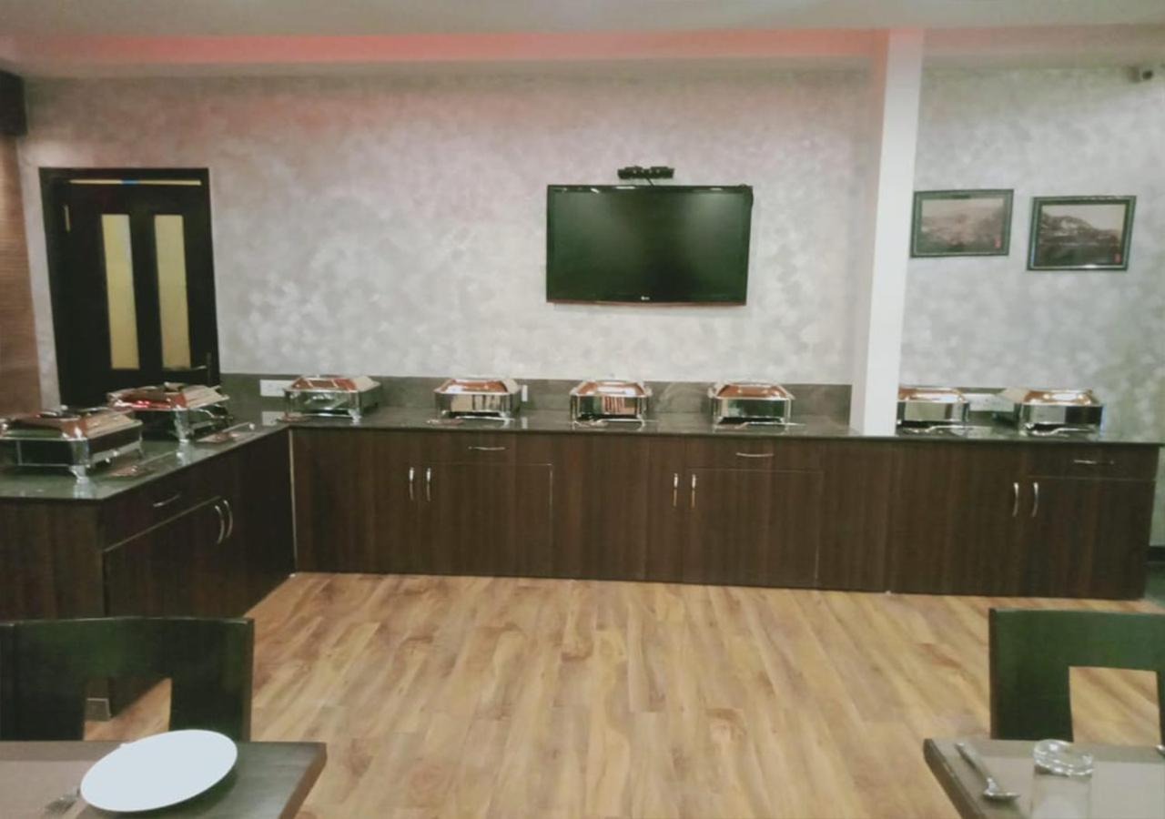 Hotel Sanobar The Midtown Mussoorie Exteriér fotografie